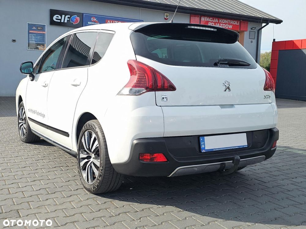 Peugeot 3008 2.0 HYbrid4 - 4