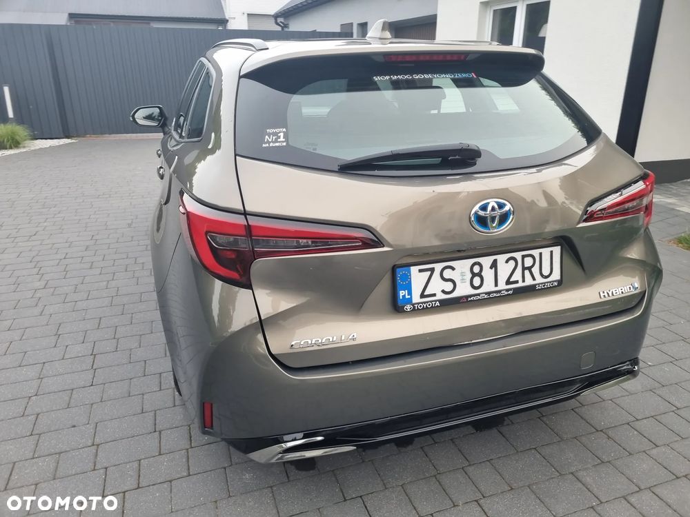 Toyota Corolla 1.8 Hybrid Executive - 4