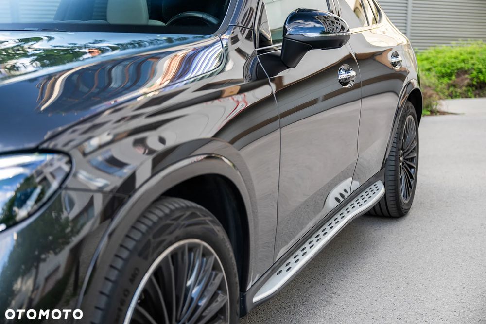 Mercedes-Benz GLC 300 d mHEV 4-Matic AMG Line - 11