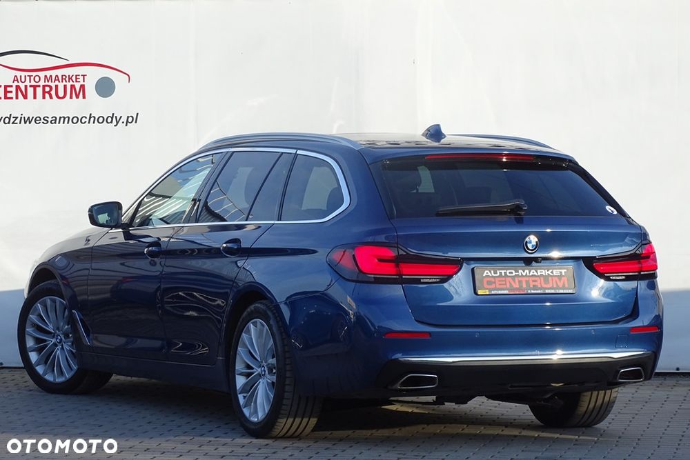 BMW Seria 5 520d Luxury Line - 11