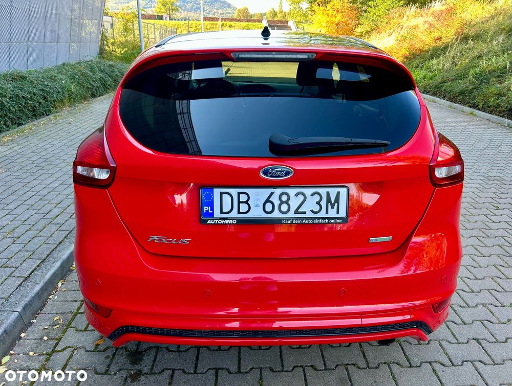 Ford Focus - 12