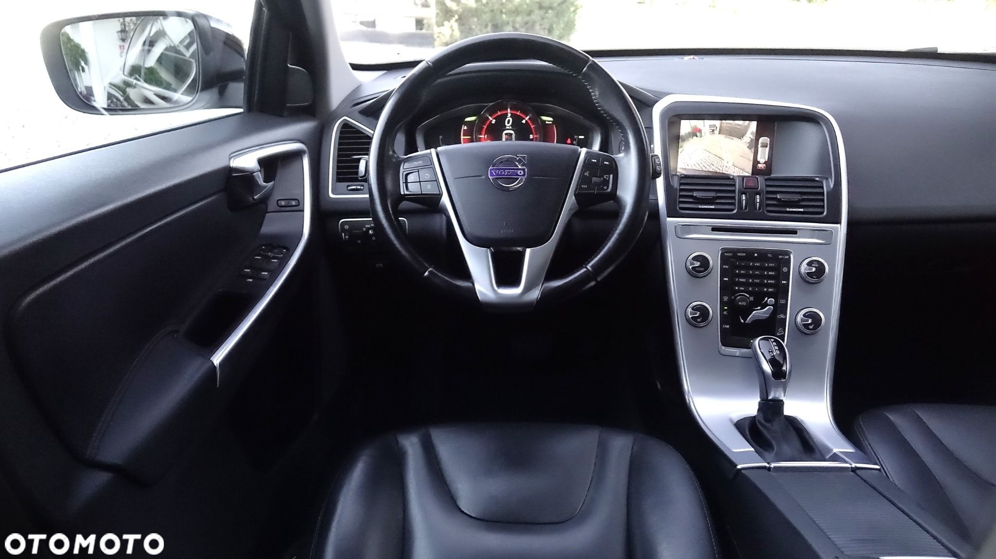 Volvo XC 60 - 33
