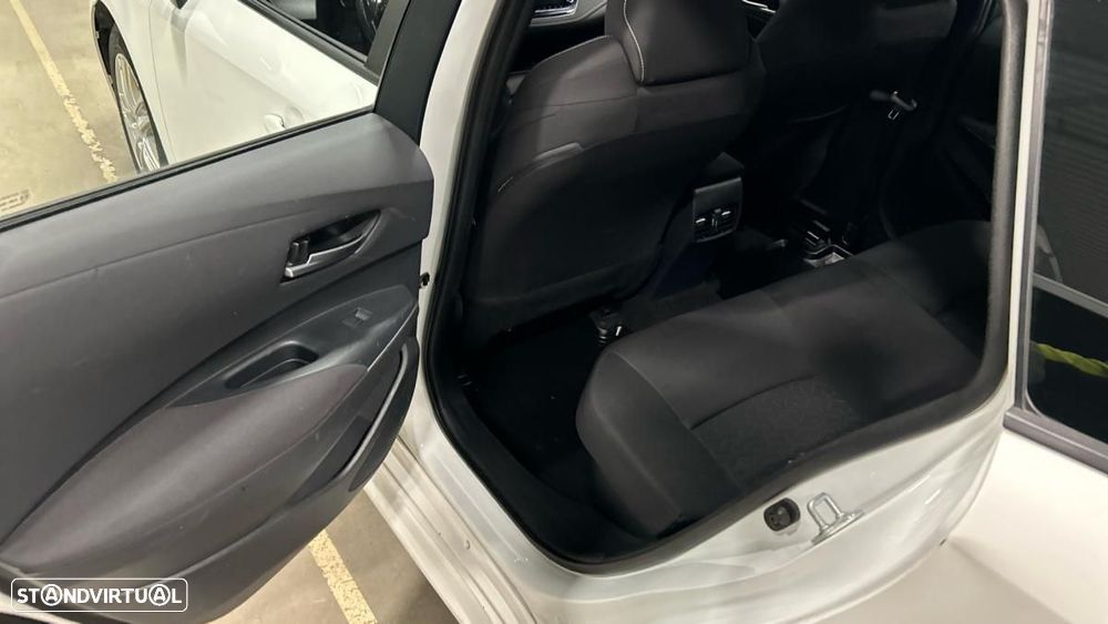 Toyota Corolla Touring Sports 1.8 Hybrid Comfort - 6