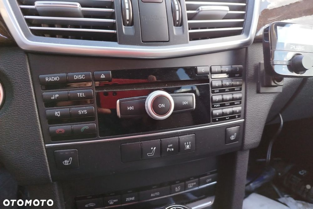 Mercedes W212 W207 radio CD oryginał A2129004910 + ekran wyświetlacz VDO A2129004900 komplet do MERCEDES w212 E-klasa 09- - 18