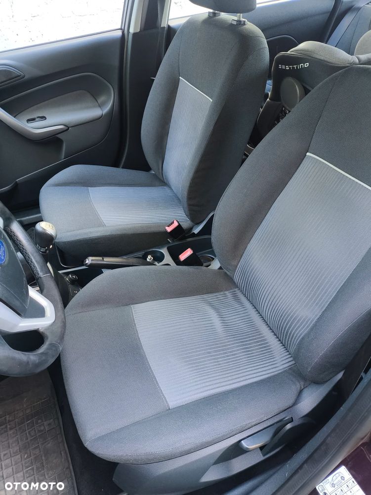 Ford Fiesta 1.25 SYNC Edition - 30