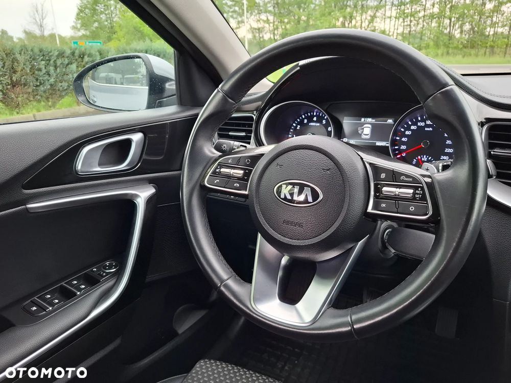 Kia XCeed 1.5 T-GDI M DCT - 12