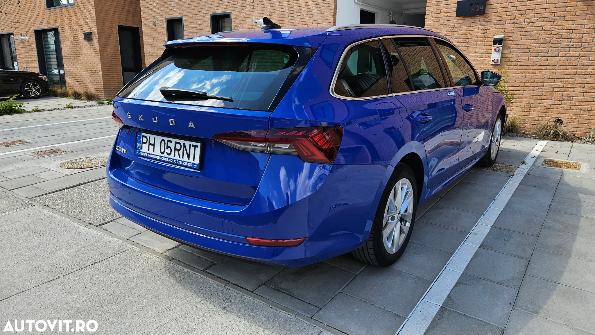 Skoda Octavia 2.0 TDI DSG Premium Edition - 4