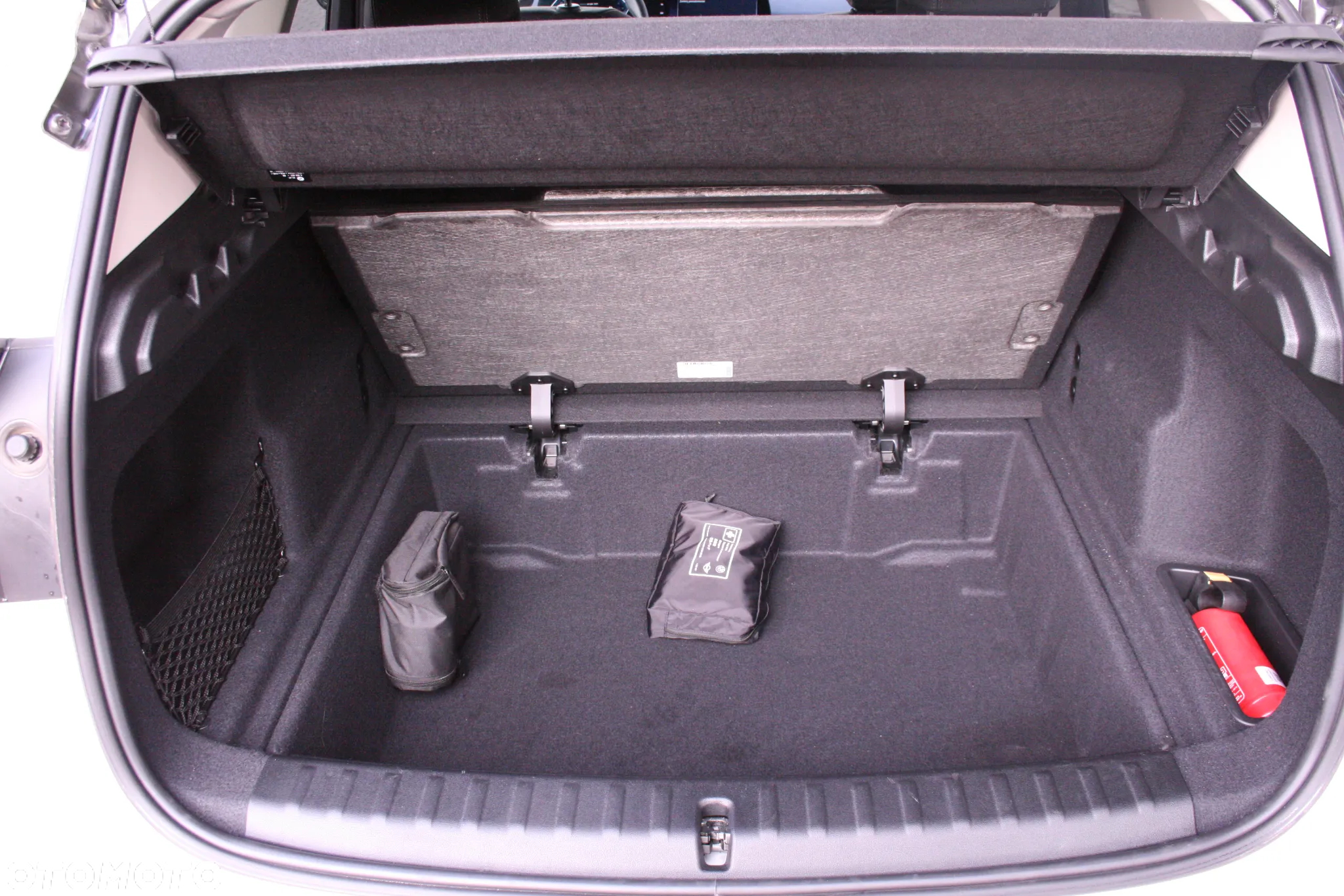 BMW X1 sDrive18i xLine - 23