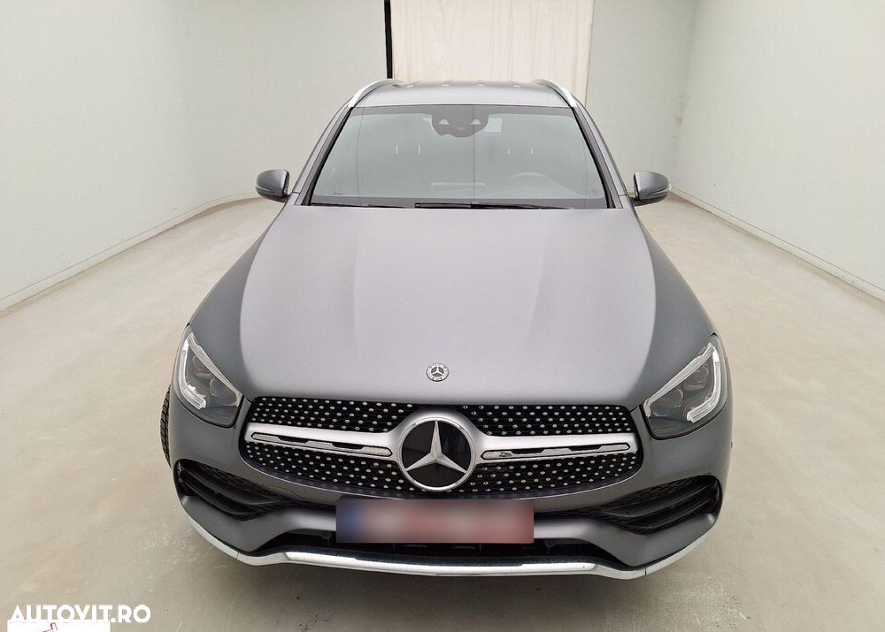 Mercedes-Benz GLC 200 4MATIC 9G-TRONIC AMG Line - 9