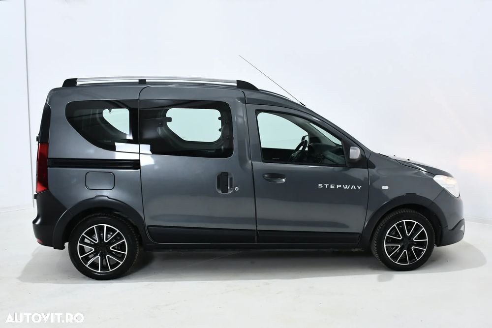 Dacia Dokker dCi 90 Stepway Celebration - 9