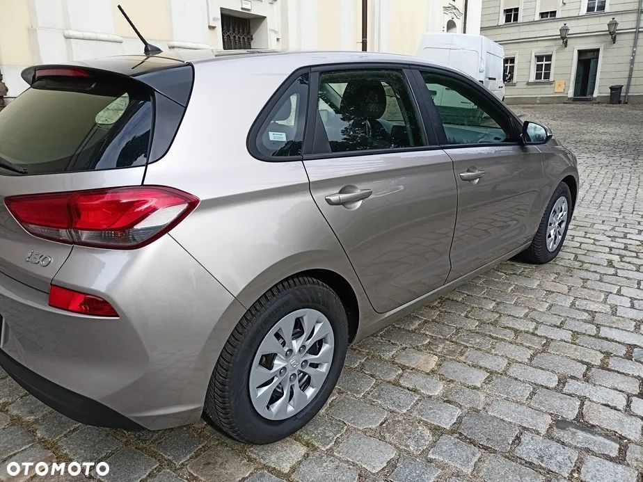 Hyundai i30 - 32