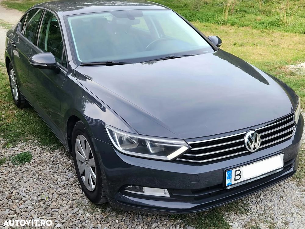 Volkswagen Passat - 2