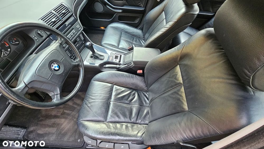 BMW Seria 5 523i - 18