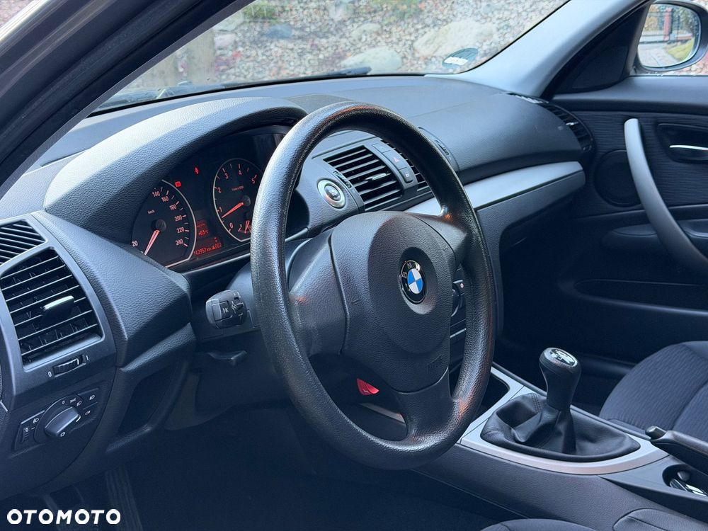 BMW Seria 1 116i - 12