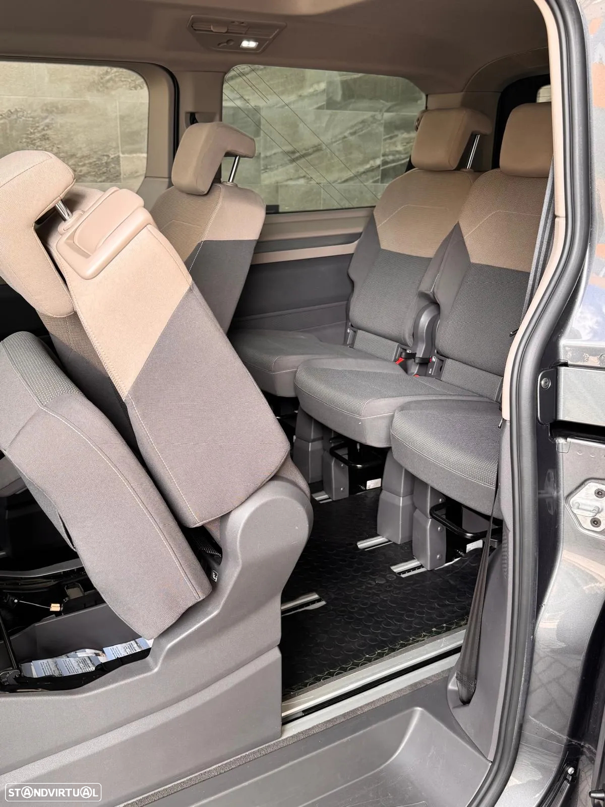 VW Multivan 2.0 TDI Life Longa DSG - 8