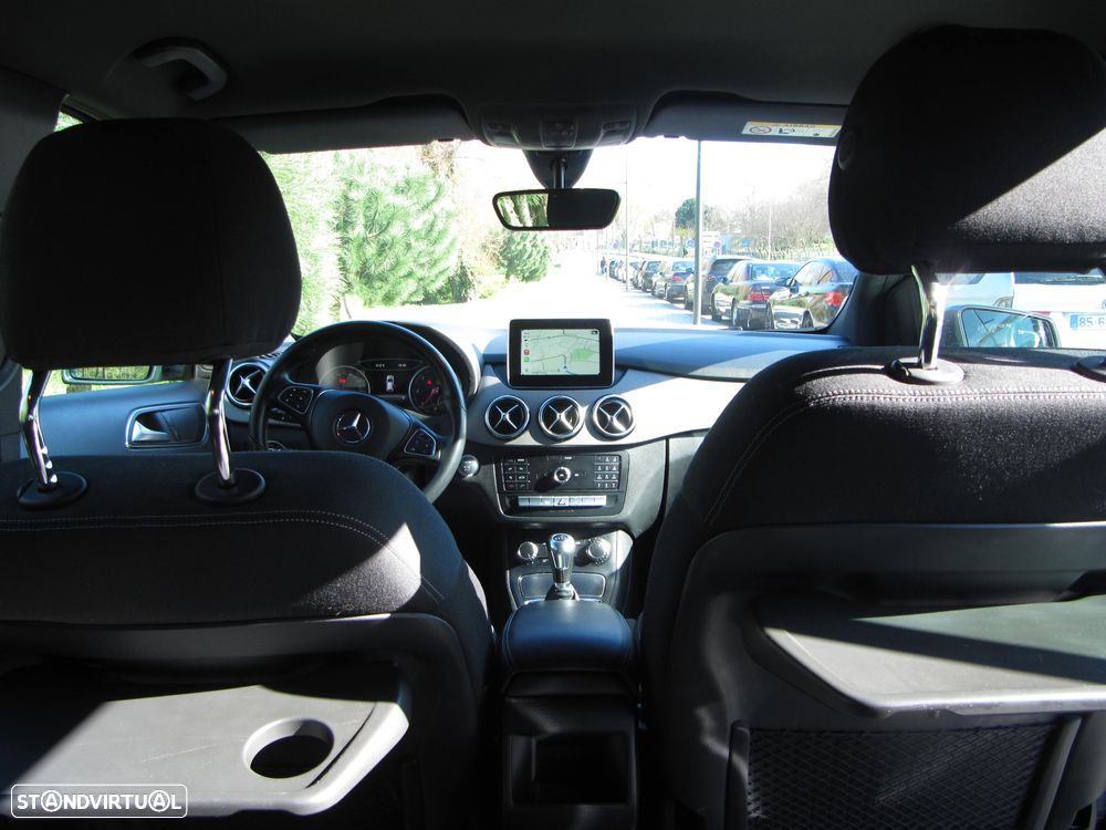 Mercedes-Benz B 180 d Urban - 5