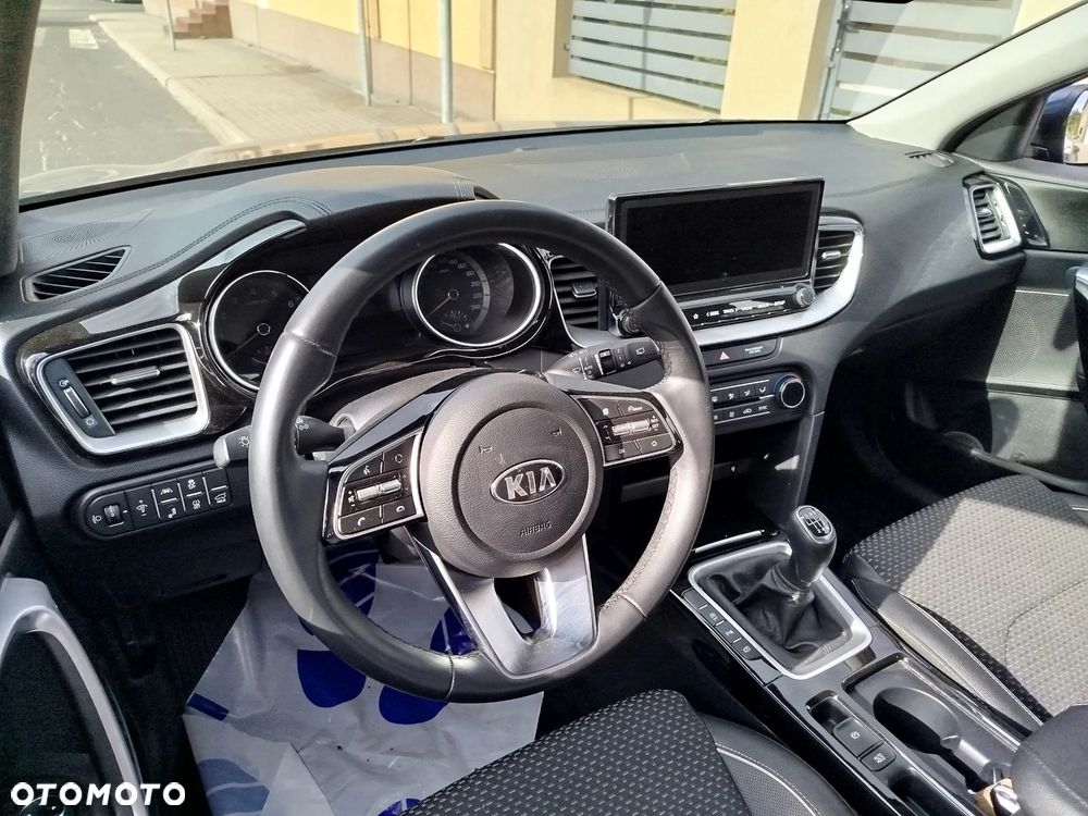 Kia XCeed 1.0 T-GDI L Business Line - 5