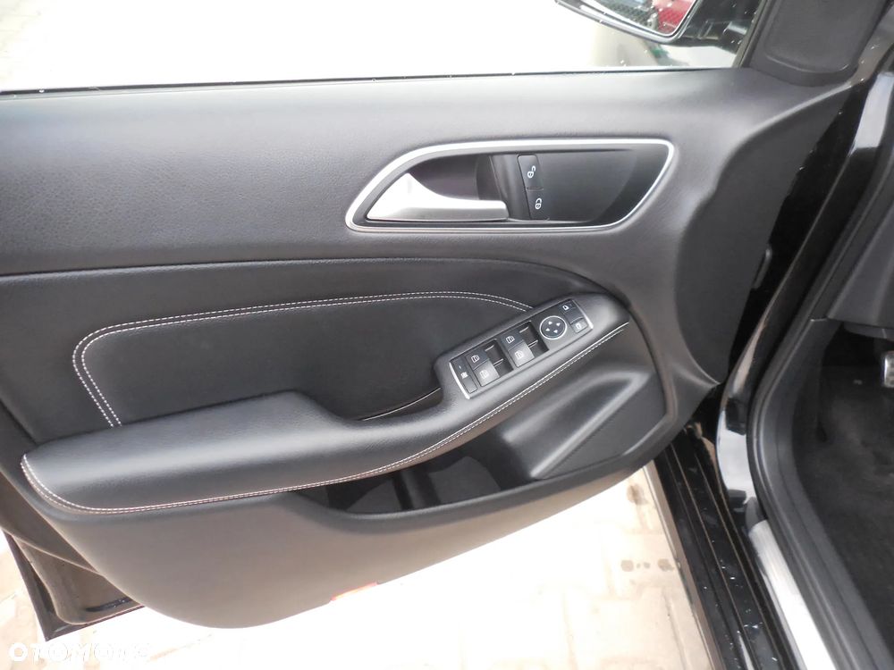 Mercedes-Benz Klasa B - 16