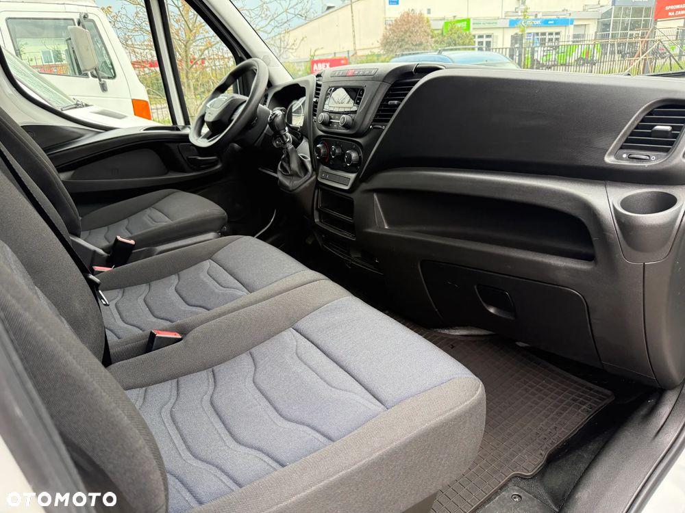 Iveco Daily 35S16 - 17