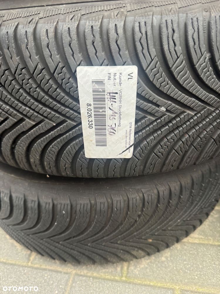 VW Tiguan felgi 16 z oponami zimowymi Michelin 8mm - 6