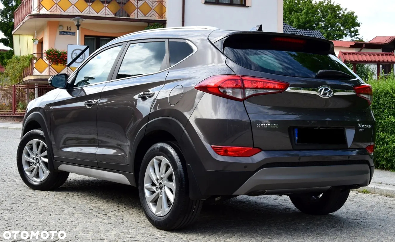 Hyundai Tucson 1.6 GDI BlueDrive Style 2WD - 18