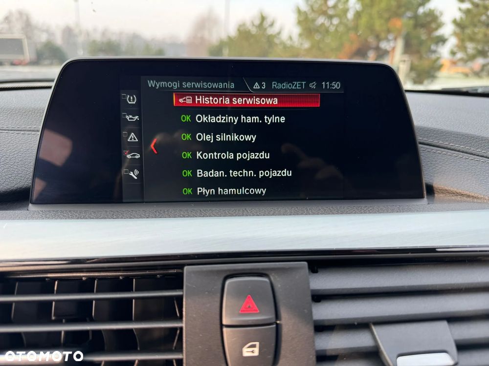 BMW Seria 3 320d Sport Line - 24