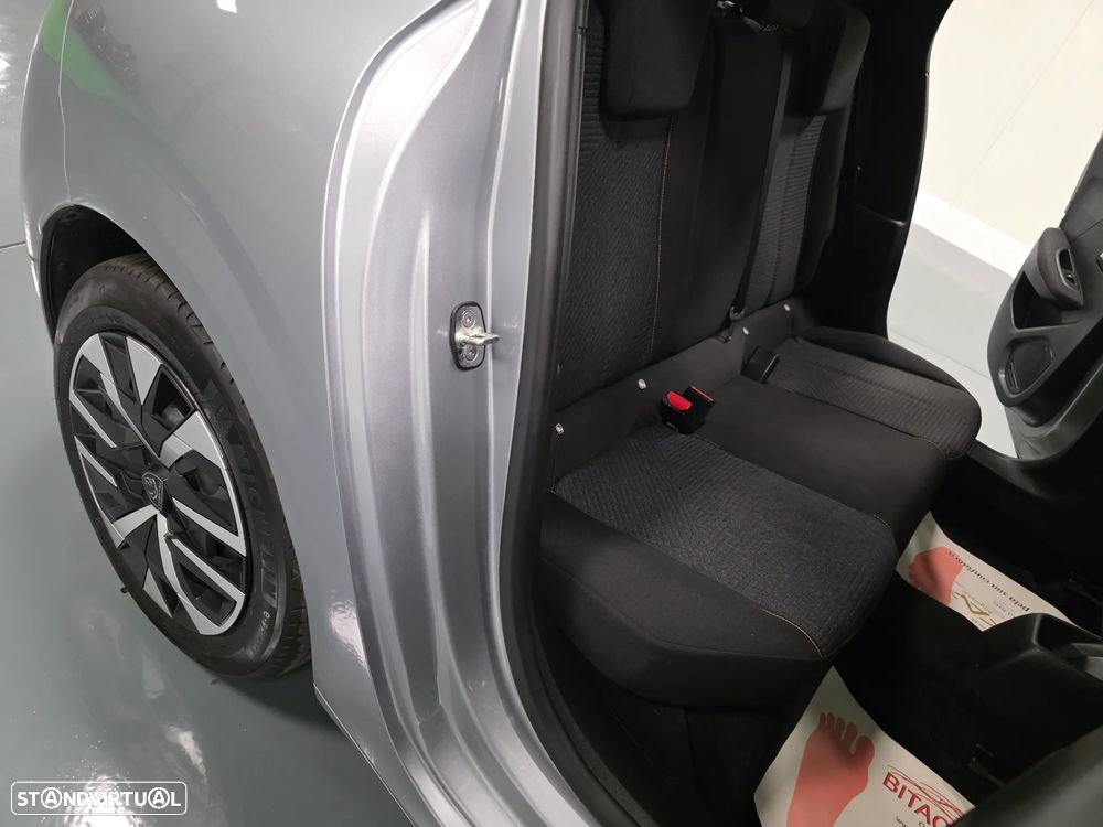Peugeot 208 1.2 PureTech Style - 33