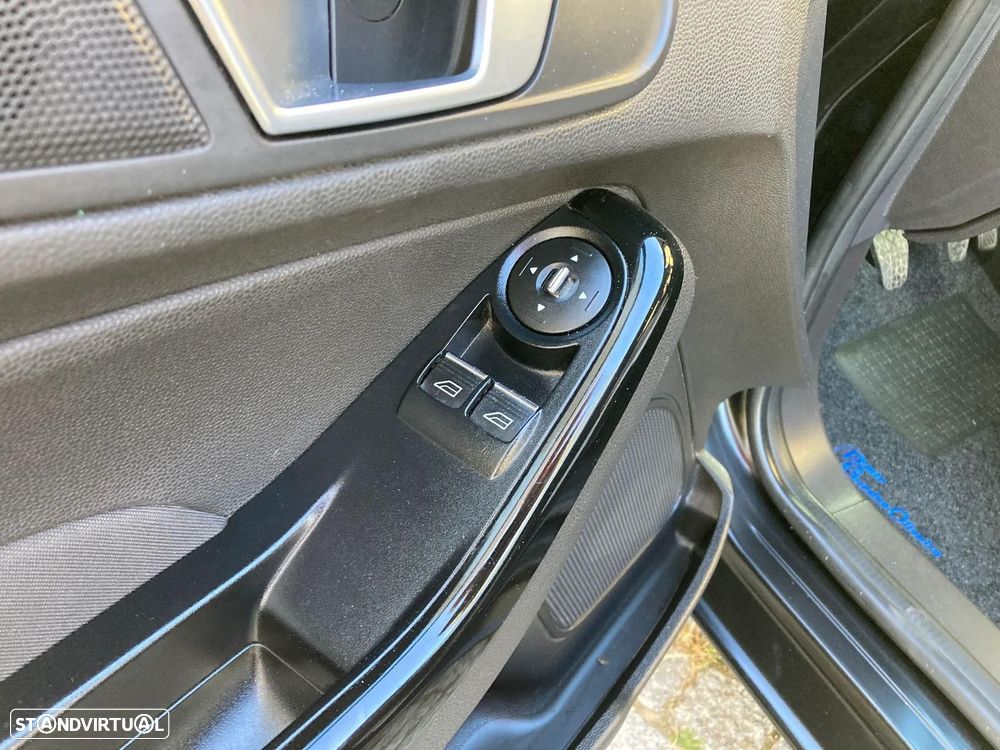 Ford Fiesta 1.0 S&S Titanium - 25