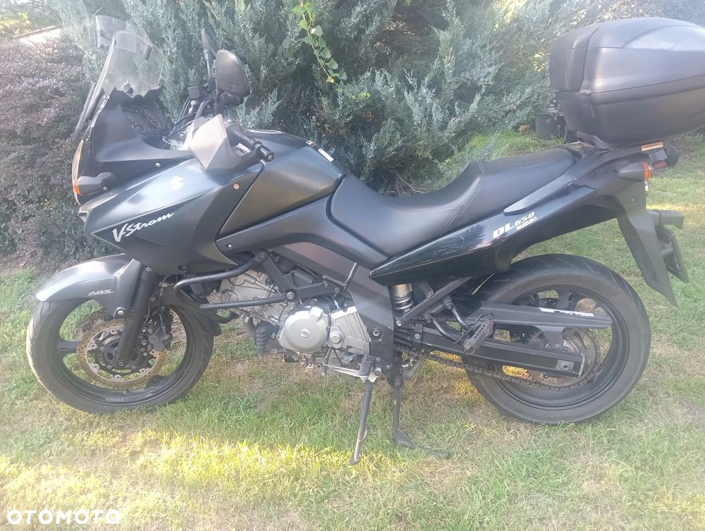 Suzuki V-STROM - 1
