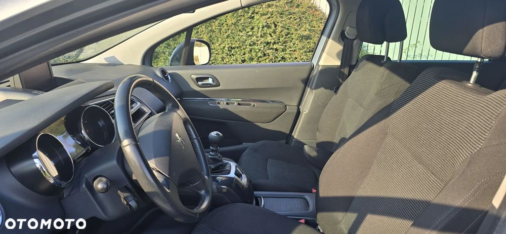 Peugeot 5008 1.6 HDi Premium - 12