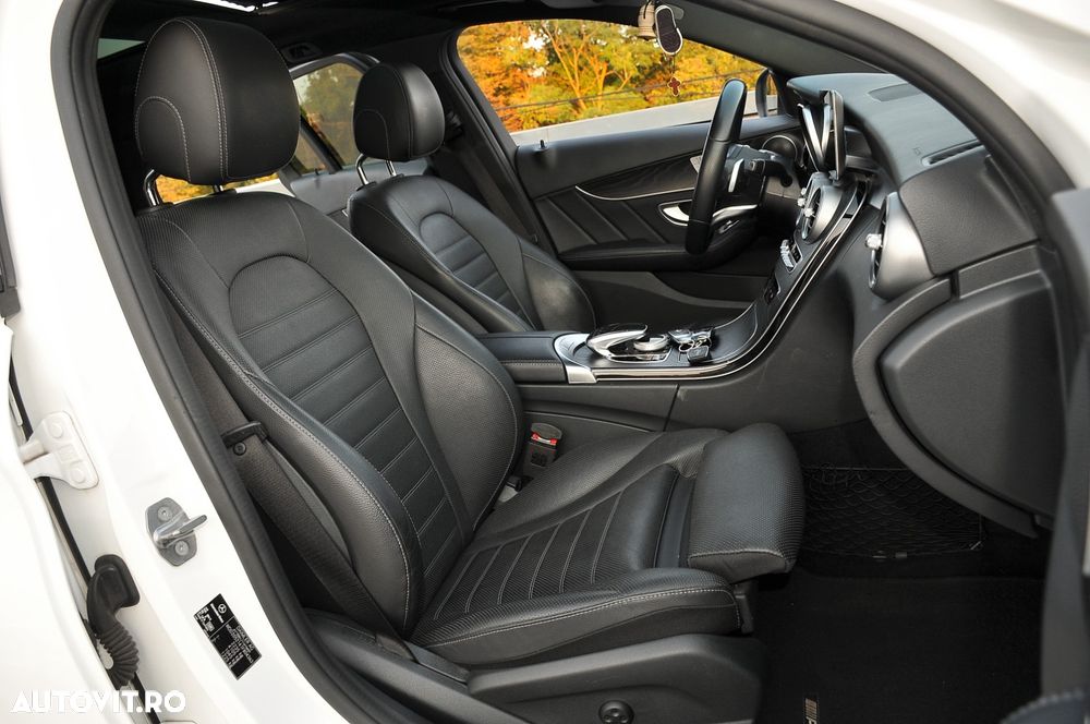 Mercedes-Benz C 220 d 9G-TRONIC Night Edition - 16