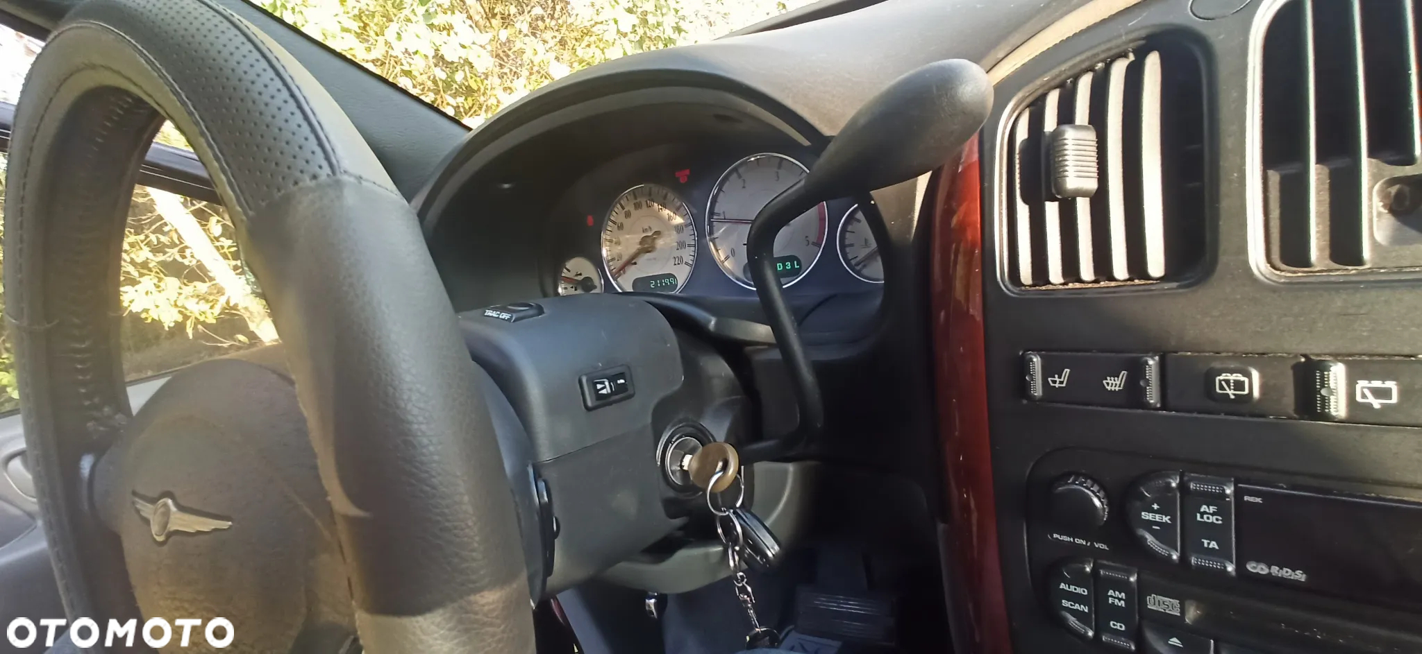 Chrysler Voyager 2.8 CRD LX - 12