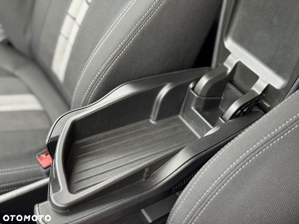 BMW X1 sDrive18d Advantage sport - 28