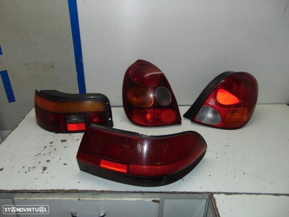 Toyota Corolla farolins - 4