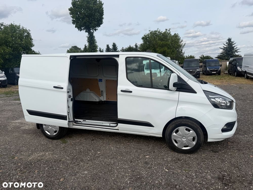 Ford Transit Custom - 8