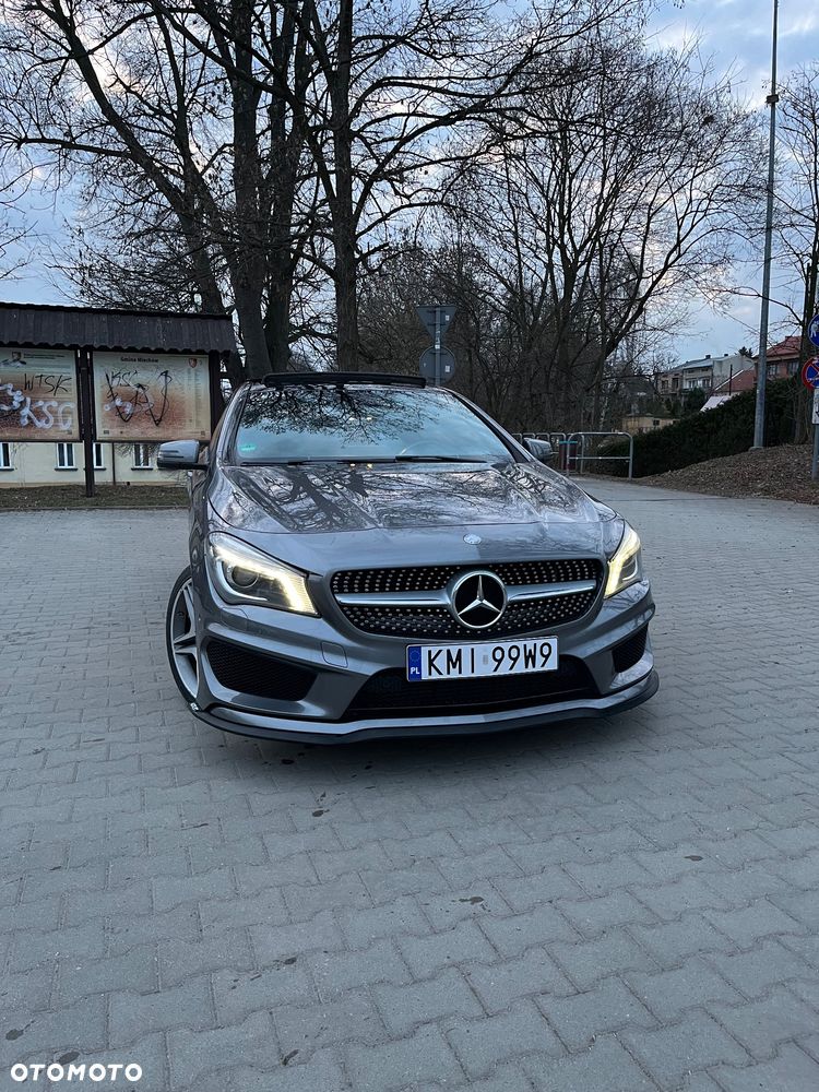 Mercedes-Benz CLA 250 AMG Line - 1