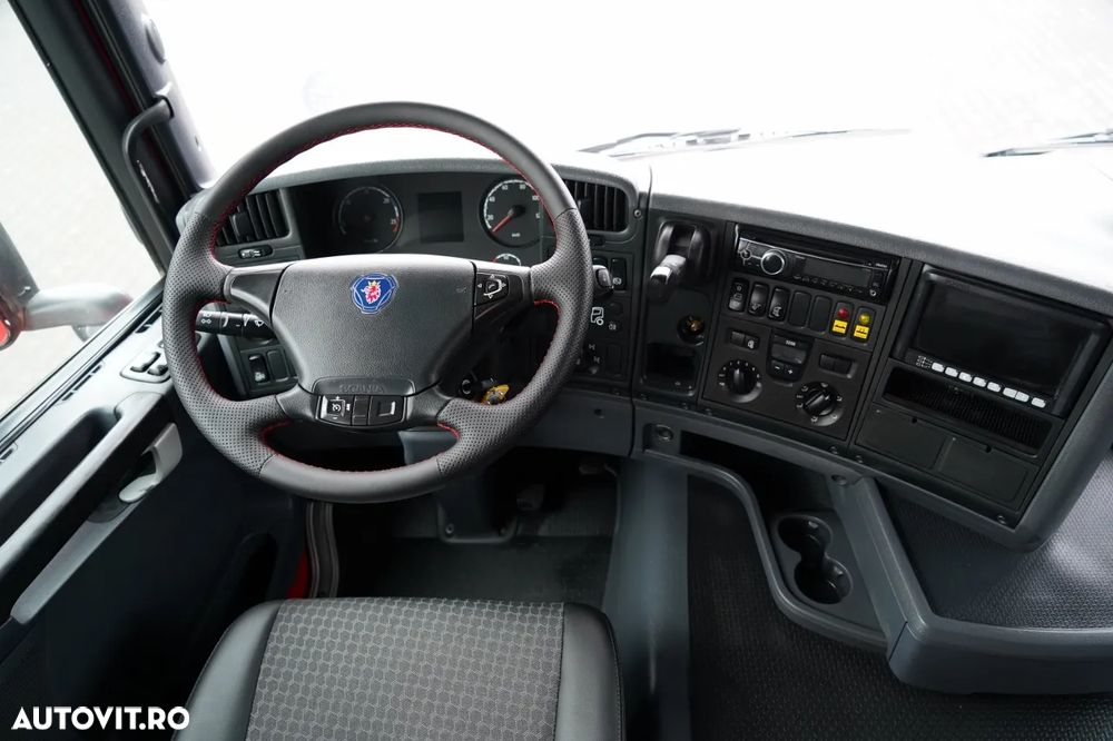 Scania G 370 / 6x4 / BASCULĂ DUBLU / HYDRODOLTA / BOARDMATIC / AUTOMATĂ / EURO 6 - 32