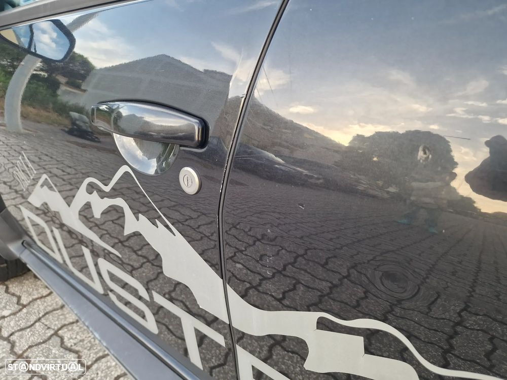 Dacia Duster dCi 110 FAP 4x4 Laureate - 37
