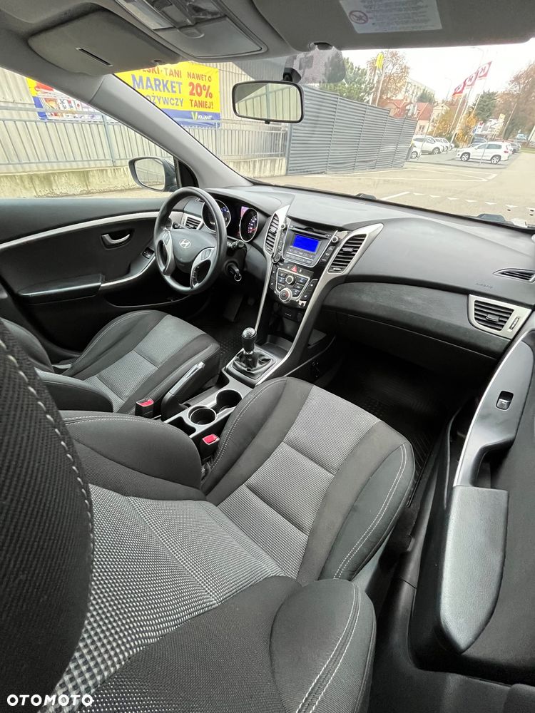 Hyundai i30 1.4 Comfort - 11