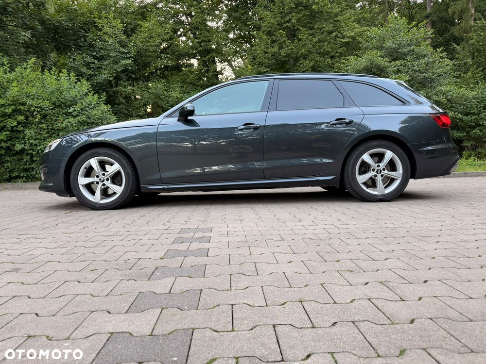 Audi A4 Avant - 4