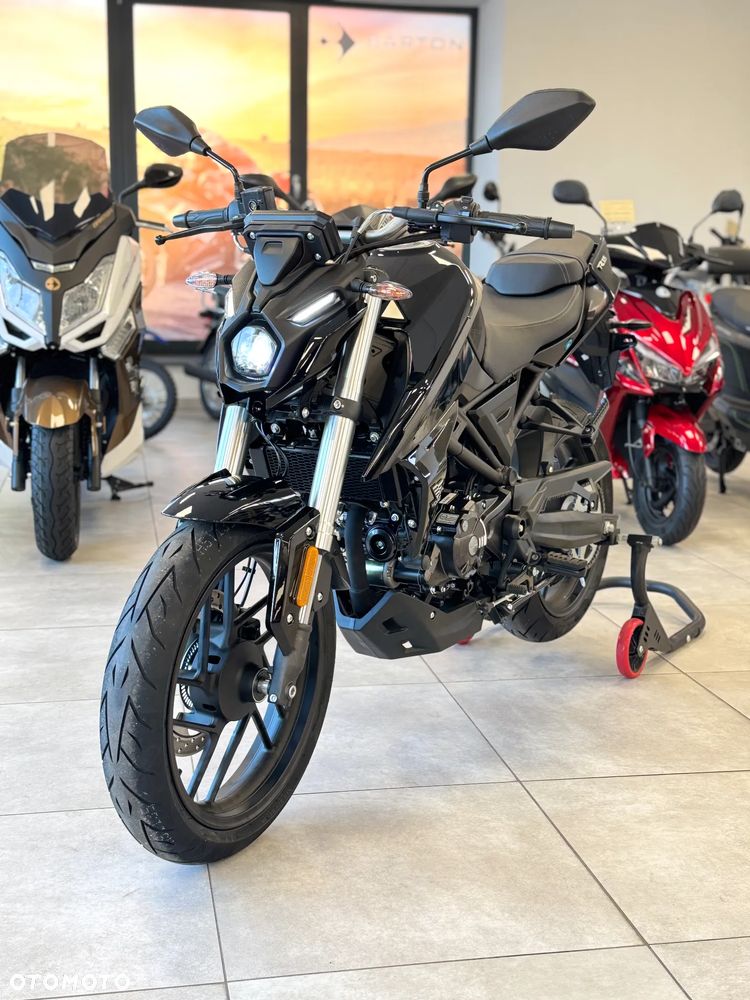 VOGE R125 - 4