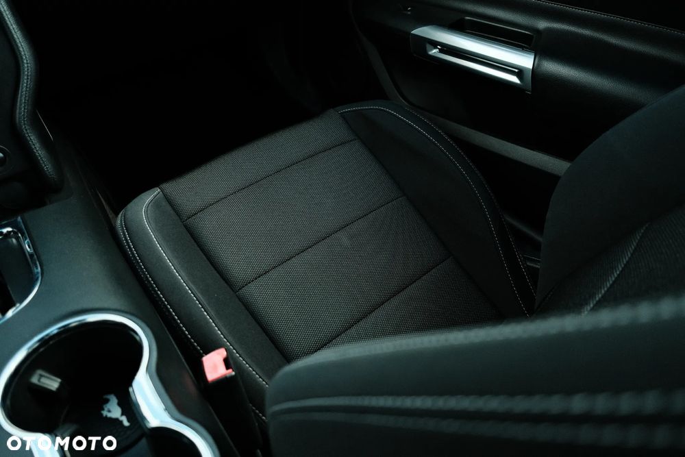 Ford Mustang 3.7 V6 - 17