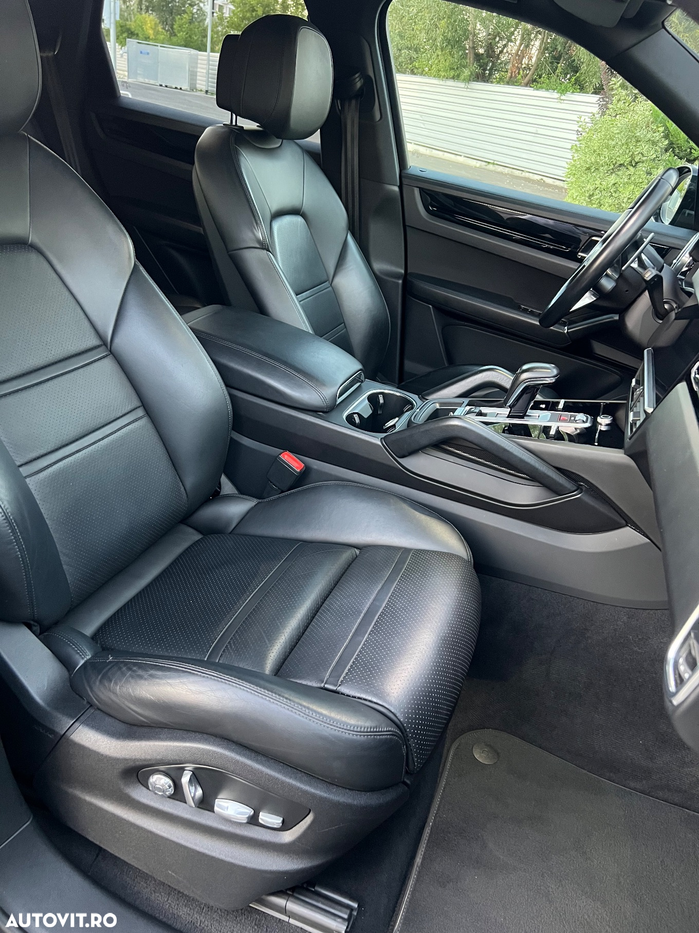 Porsche Cayenne S - 15