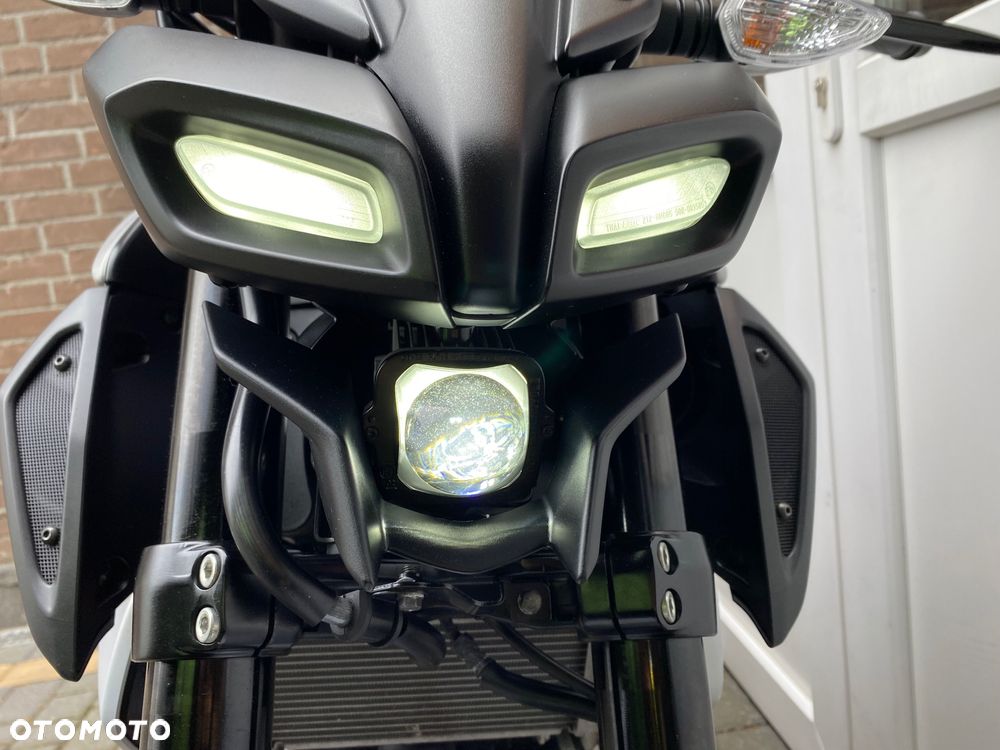 Yamaha MT - 8