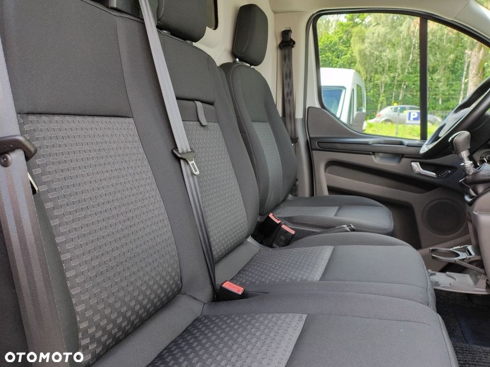 Ford Transit Custom - 22