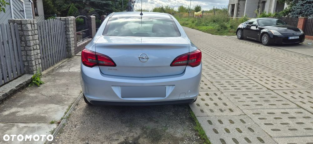 Opel Astra IV 1.6 Active EU6 - 11