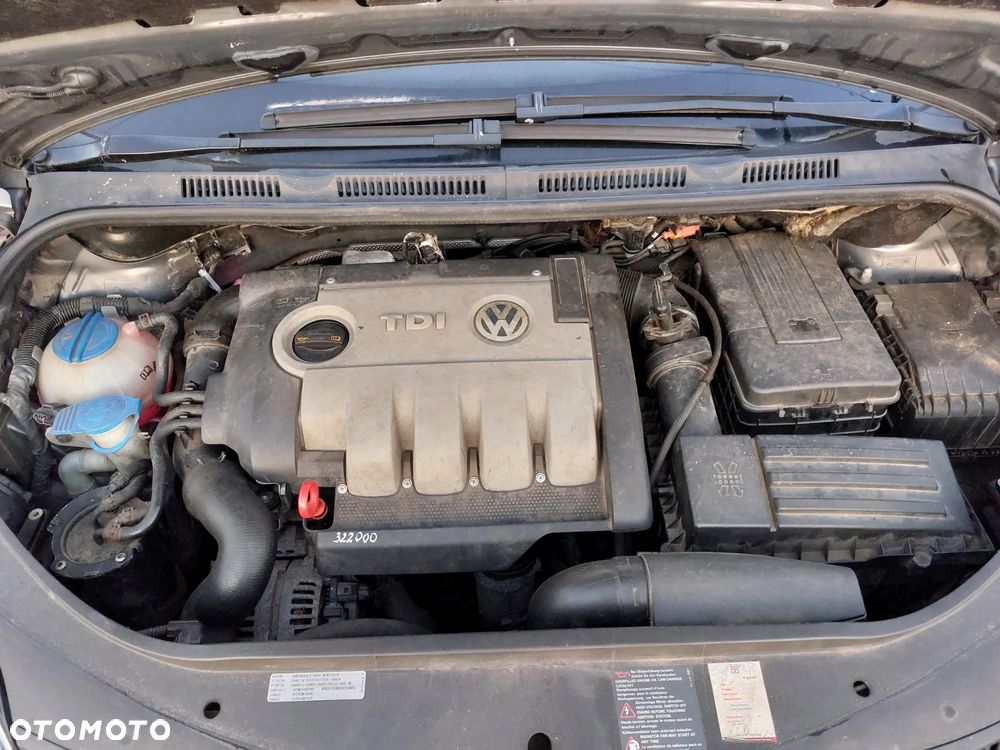 Volkswagen Golf Plus 1.9 TDI DPF United - 14