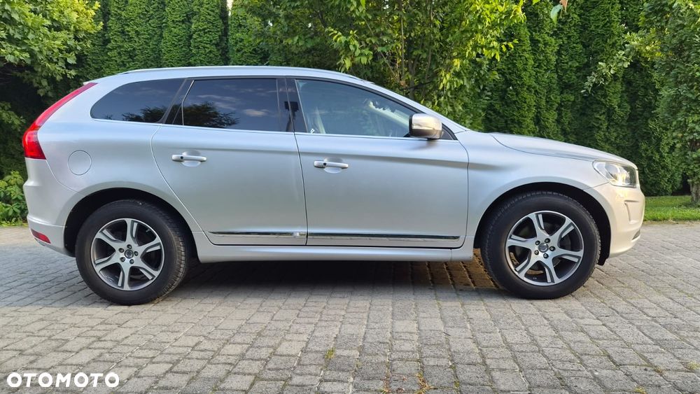 Volvo XC 60 - 6