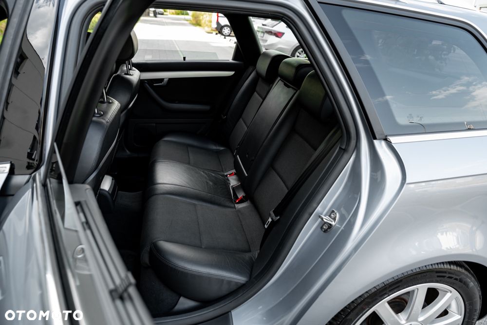 Audi A4 Avant 1.8T - 27