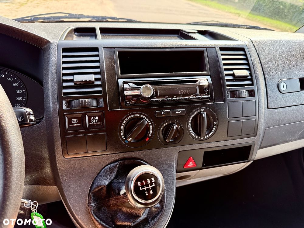 Volkswagen TRANSPORTER T5 1,9TDI 102KM - 30